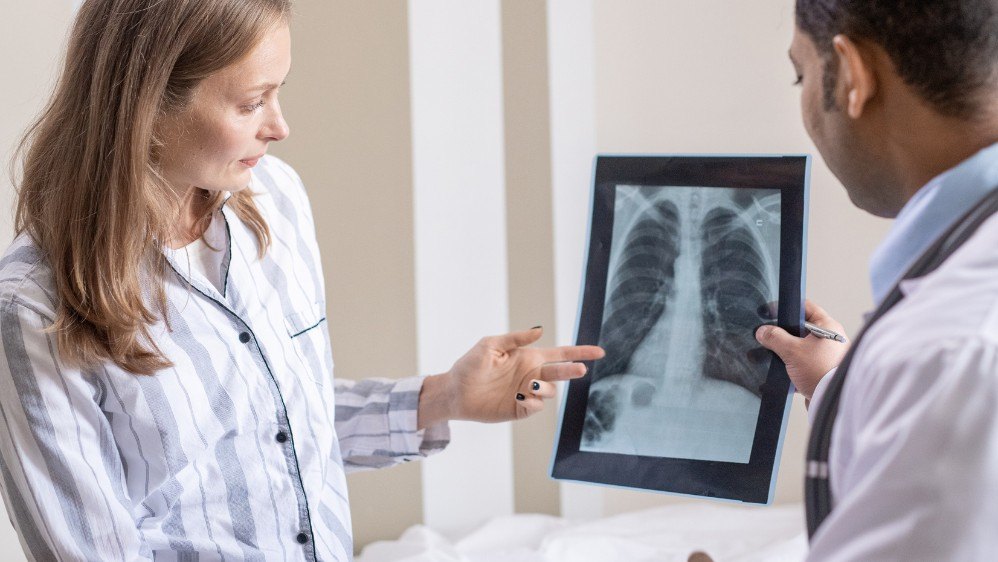 Are-there-any-risks-of-having-a-lungs-CT-scan